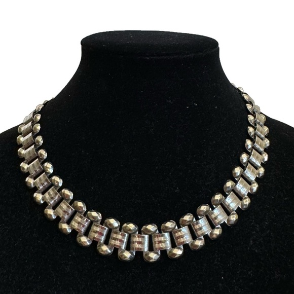 Vintage Silver Tone Shiny Choker Statement Necklace Capsule Links - Picture 1 of 16